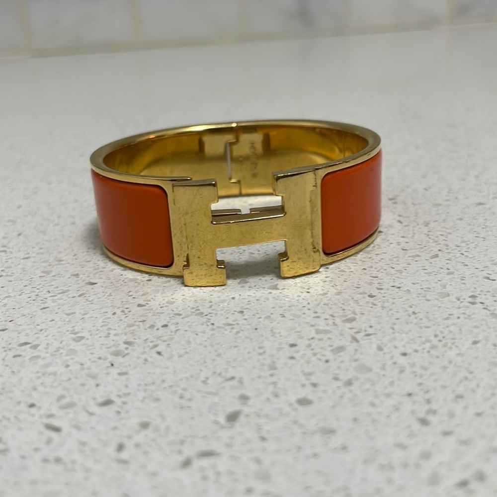Hermès Orange Enamel Wide Clic Clac Bracelet - Picture 1 of 4